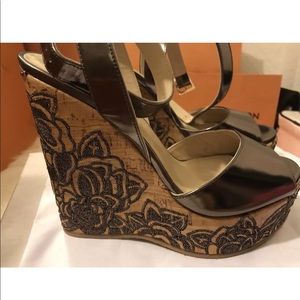 🖤SOLD🖤 Brand new Jimmy Choo wedges size 37